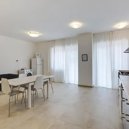 Vassallo Uno 3*