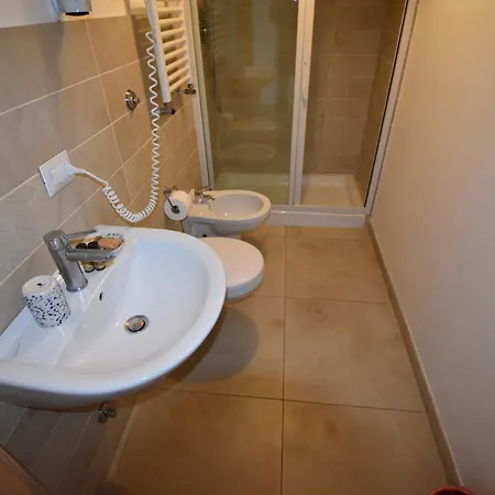 Vassallo Uno 3*